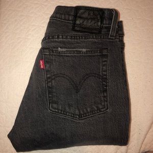 Levi’s wedgie jeans